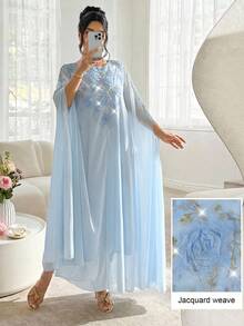 Al Najma Kaftan con mangas de capa y aplicaciones florales - Azul - Ver 2