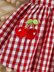 SHEIN 新生女宝宝夏季可爱红白格子草莓图案彼得潘领连体衣，配发带 - 紅色 - 查看 6