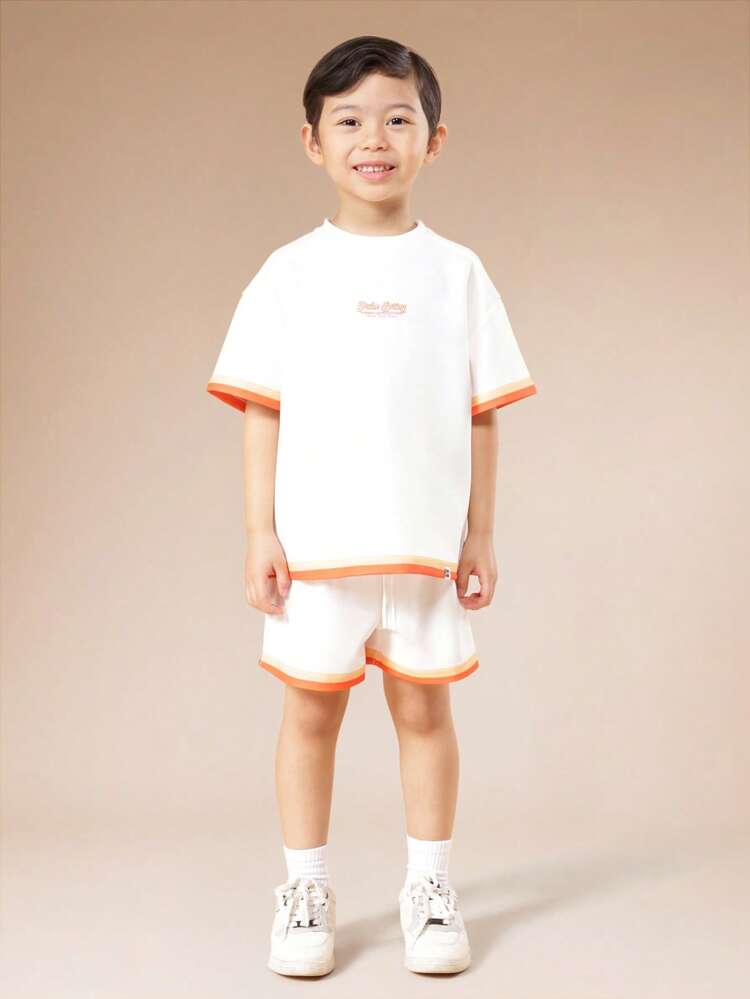 T-Shirt And Shorts Set With Orange Trim