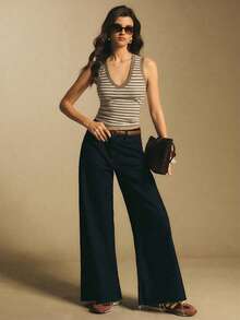 Poéselle Áo tank top nữ cổ chữ V in họa tiết kẻ sọc, dáng ôm, thích hợp mặc mùa hè. - Lạc đà - Xem 3