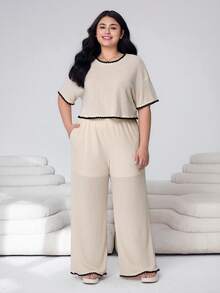 Solflare Bộ đồ nữ cỡ lớn thoải mái, thích hợp cho kỳ nghỉ và đi làm, gồm áo crop top rộng vai phối màu tương phản và quần ống rộng, phù hợp cho mùa xuân/hè/thu. - Màu be - Xem 3