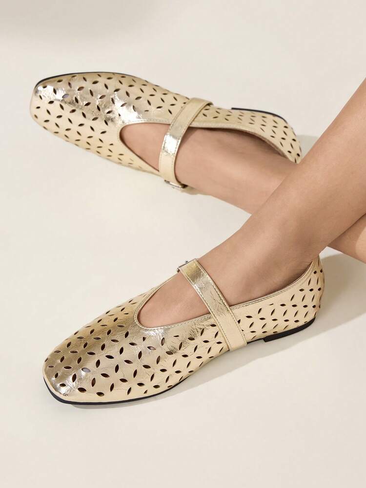 CUCCOO CHICEST Women's Round Toe Comfortable Mary Jane Vintage Simple Laser Pattern Flat Shoes Spring Shoes Spring Break Easter For Christmas