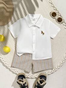 SHEIN Playful Pals Outfit casual primavera/estate per bambino maschio: set composto da camicia a maniche corte a righe con colletto abbinata a pantaloncini di jeans lavati alla moda - Cachi - Visualizzare 4