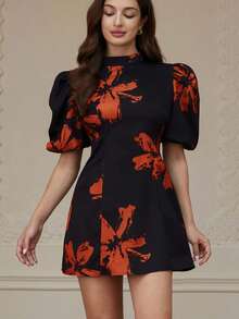 Aveloria Rosie Vestido corto minimalista para mujer con mangas de estilo de dama francesa elegante, cintura ceñida y contraste de color negro base y pétalos - Multicolor - Ver 5