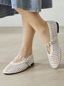MOTF WOMEN BUCKLE HOLLOW OUT FLATS - White - View 7