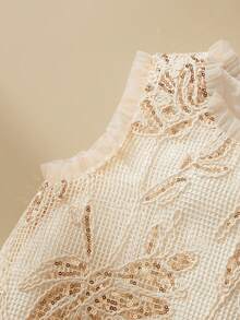 SHEIN 少女荷叶边亮片花卉图案休闲度假日常连衣裙 - 杏色 - 查看 5