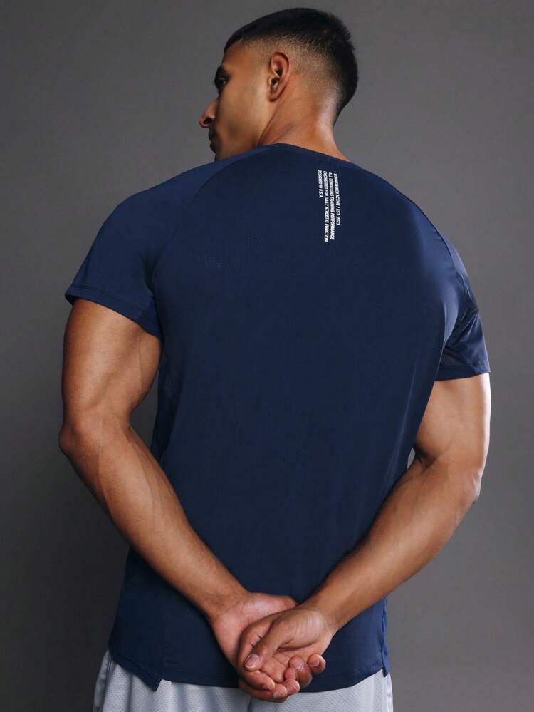 Muscle Fit Crew Neck T-Shirt