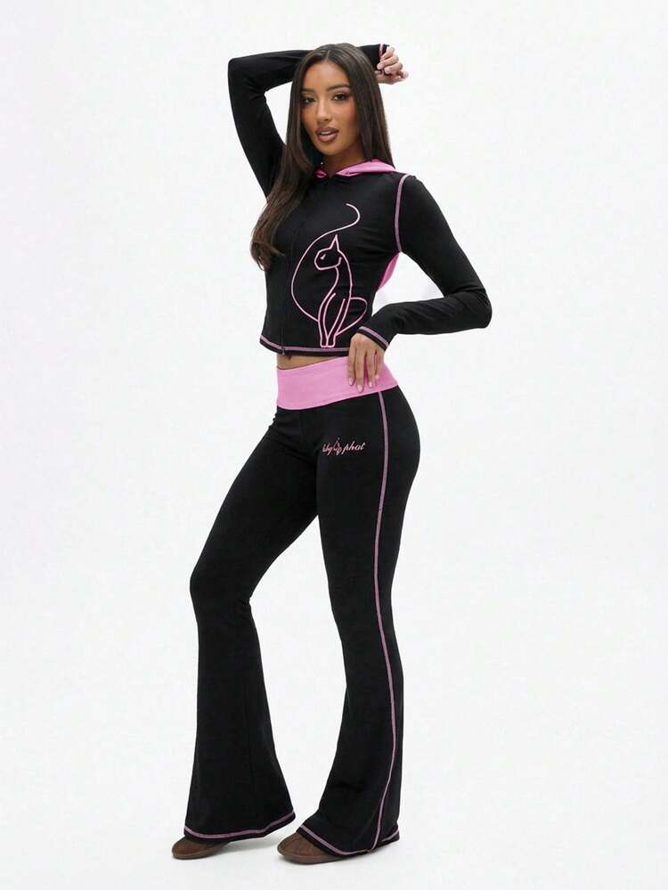 BABYPHAT カジュアルな日常着用に適したコントラストディテールフレアレギンス、ピンクのフード、サイドシームパイピング付き