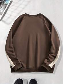 Manfinity Roghcode Sweatshirt Kasual Pria Lengan Panjang Raglan Leher Bulat Warna Kontras Cokelat, Kaos Grafis Cokelat, Sweatshirt Cokelat, Jersey Cokelat untuk Pria - MultiWarna - View 2