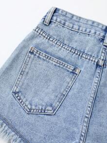 SHEIN Essnce Quần short denim trơn màu, gấu quần rách, túi xéo, kiểu dáng thường ngày. - Rửa nhẹ - Xem 4