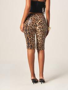 MISSGUIDED Leopard Print Sequin Embellished High Rise Capri Pants Fitted Holiday Party Evening Wear Stretchy Bodycon Leggings Mid Calf Length Sparkly Animal Print Bottoms - Multicolor - View 3