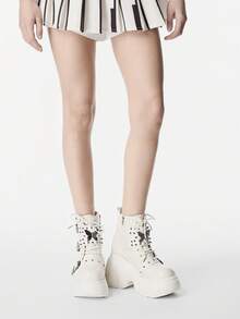 ROMWE Grunge Punk Giày sandal cao gót nữ ~ Thời trang mới 2026 Thu Đông phong cách Punk màu be PU mũi tròn khóa đinh tán buộc dây phía trước nâng đỡ gót chân đa năng bốt cưỡi ngựa nữ bốt cổ ngắn nâng đỡ gót chân đế dày dáng muffin cỡ trung bình phong cách Y2K - Màu be - Xem 2