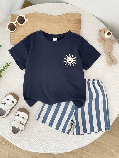 Playful Pals Set de 2 piezas para niños pequeños: Parte superior de cuello redondo con estampado gráfico cómoda y de moda, y shorts con estampado de rayas, adecuado para juegos al aire uso diario en primavera/verano
