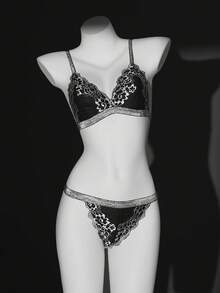 2pcs Set Elegant French Embroidered Lace Comfortable Sexy Lingerie Set - Black - View 7