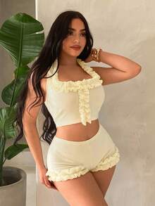 SHEIN SXY Bộ đồ nữ màu trơn gồm áo yếm xếp nếp và quần short siêu ngắn. - trắng - Xem 7