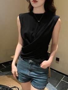 DAZY Women's Solid Color Crew Neck Sleeveless Pleated Summer T-Shirt Golf Pastal Sexy - Black - View 2