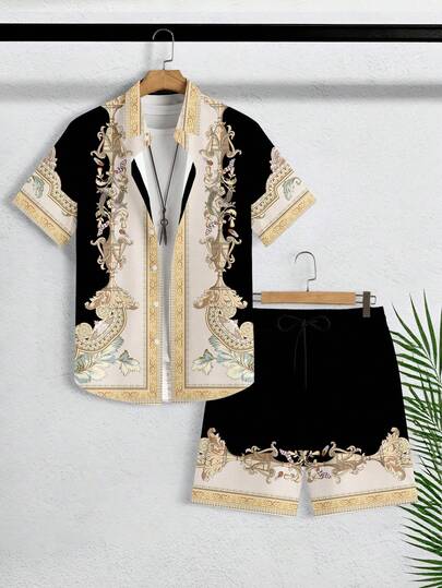 Manfinity RSRT Bộ đồ nam cỡ lớn mùa hè đi biển, áo sơ mi ngắn tay và quần short in họa tiết baroque, thích hợp cho kỳ nghỉ.