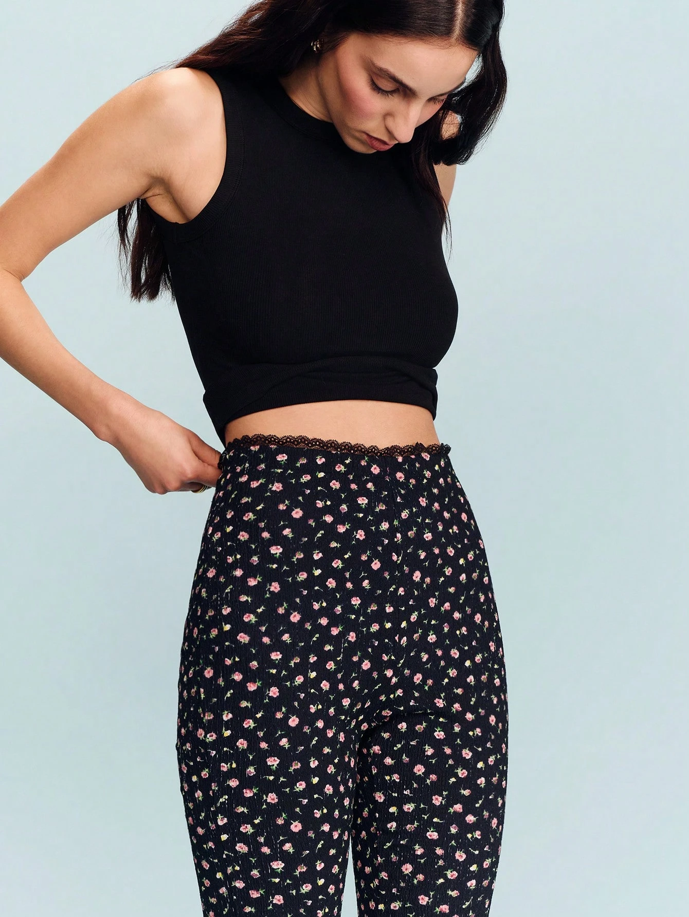 Pantalon Capri 3/4 imprimé floral vintage avec bordure en dentelle, printemps été