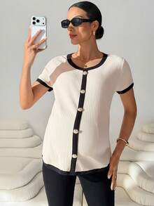 MaterniWear Trang phục mùa hè, Quần áo công sở cho bà bầu, Trang phục công sở cho bà bầu, Áo công sở cho bà bầu. Áo thun dệt kim ôm dáng màu mơ với điểm nhấn màu đen tương phản và cúc kim loại, hoàn hảo cho bà bầu, lý tưởng cho việc đi làm hoặc đi chơi. Áo thun dệt kim gân viền tương phản cho bà bầu, Áo cardigan tay ngắn, Áo gân cho nữ, Áo tay ngắn cho nữ, Áo cho nữ, Áo cardigan thanh lịch, Áo tay ngắn kiểu Pháp, Áo thanh lịch cho nữ, Áo gân tay ngắn, Áo công sở nữ, Áo dệt kim thanh lịch cho nữ, Áo thường ngày cho nữ, Áo sơ mi và áo kiểu thanh lịch cho nữ, Áo kiểu thông minh, Áo blouse cho nữ, Áo thường ngày cho nữ, Áo thông minh cho nữ, Áo blouse có cúc, Áo trắng cho nữ, Áo công sở, Áo trắng và đen, Áo dệt kim gân, Áo cotton cho nữ, Áo cho mùa hè, Áo blouse, áo thun cho nữ, Trang phục thường ngày cho nữ, Áo và áo blouse cho nữ, Áo blouse, áo thun cho nữ, Áo công sở thường ngày, Áo sơ mi cho nữ, Áo cotton thường ngày cho nữ, Áo blouse cho nữ, Áo thun - Màu Khaki - Xem 1