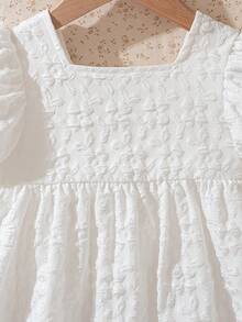 Souflis Souflis 法式复古婚礼季高端提花泡泡袖A字蝴蝶结露背女童连衣裙 - 白色 - 查看 3