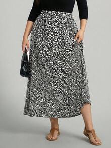 SHEIN LUNE Summer Clothes Plus Size Women's Small Leopard Print Long Skirt With Center Front Button Decoration,Summer Clothes Black And White Skirt Animal Print Skirt Midi Skirts For Women Pattern Skirt Graphic Skirt Long Summer Skirt Vacation Skirts Beach Skirt Vacation Skirts For Women Long Skirts For Women Women's Skirts Beach Skirts For Women Women Summer Skirts High Waist Skirts For Women - Black and White - View 7