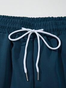 Manfinity Swimmode Bộ áo sơ mi ngắn tay và quần short chủ đề đại dương dành cho nam giới - Nhiều màu - Xem 7