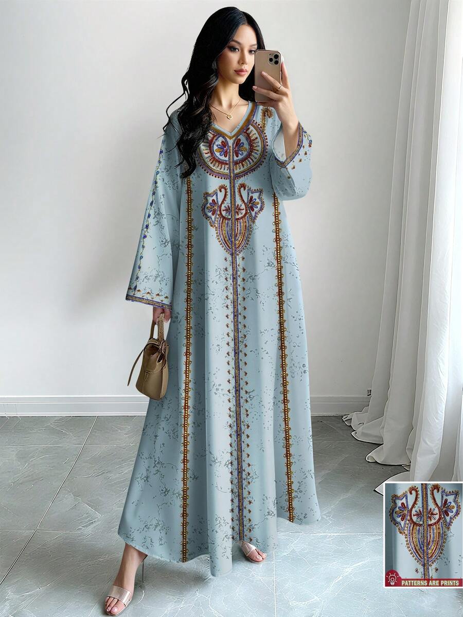 SHEIN Najma 雾蓝色仿刺绣加大码女式长裙，优雅V领长袖连衣裙，时尚阿拉伯风格春夏服装 - 彩色 - 查看 1