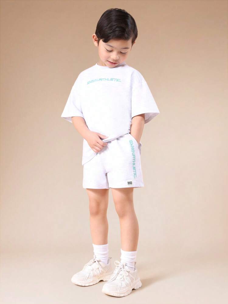 White T-Shirt And Shorts Set With Text Print