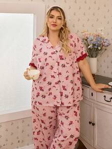 SHEIN Conjunto de pijama y ropa de estar en casa de pantalones y blusa de manga corta con estampado floral pequeño, encaje y parches, en talla grande para mujer - Multicolor - Ver 7