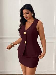 Femmeverse Plus Size Gold Button Chocolate Brown Custom Camisole And Mini Skirt Set - Burgundy - View 4