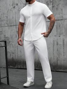 Manfinity Homme 男士休闲纯色立领短袖衬衫长裤套装，适合春、夏、秋季穿着，简约百搭，适合日常通勤。 - 白色 - 查看 6