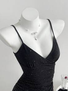 Elamini 女士性感V领吊带亮片迷你连衣裙，夏季修身派对连衣裙 - 黑色 - 查看 1