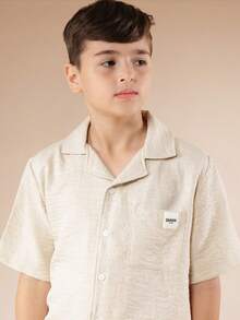 SUMWON Leinenartiges Kurzarm Hemd mit Knöpfen und Shorts Koordinations-Set mit Brusttasche, klassischem Kragen, leichtem, natürlich strukturiertem Stoff, 2-teiliges Outfit - Beige - Übersicht 4