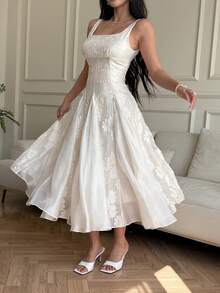 DAZY 女士花卉提花方领无袖收腰优雅连衣裙夏季吊带裙 - 杏色 - 查看 4