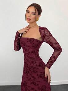Aloruh 女士秋冬新款丝绒提花镂空网纱浪漫约会度假长袖蕾丝荷叶边修身连衣裙 - 酒紅色 - 查看 4