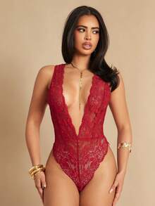 Silquee 女士性感蕾丝深V领露背连体衣 - 酒紅色 - 查看 5