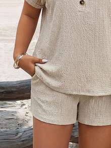 EMERY ROSE New Casual Basic Apricot Textured V-Neck Button Shorts 2-Piece Set, Plus Size - Apricot - View 3