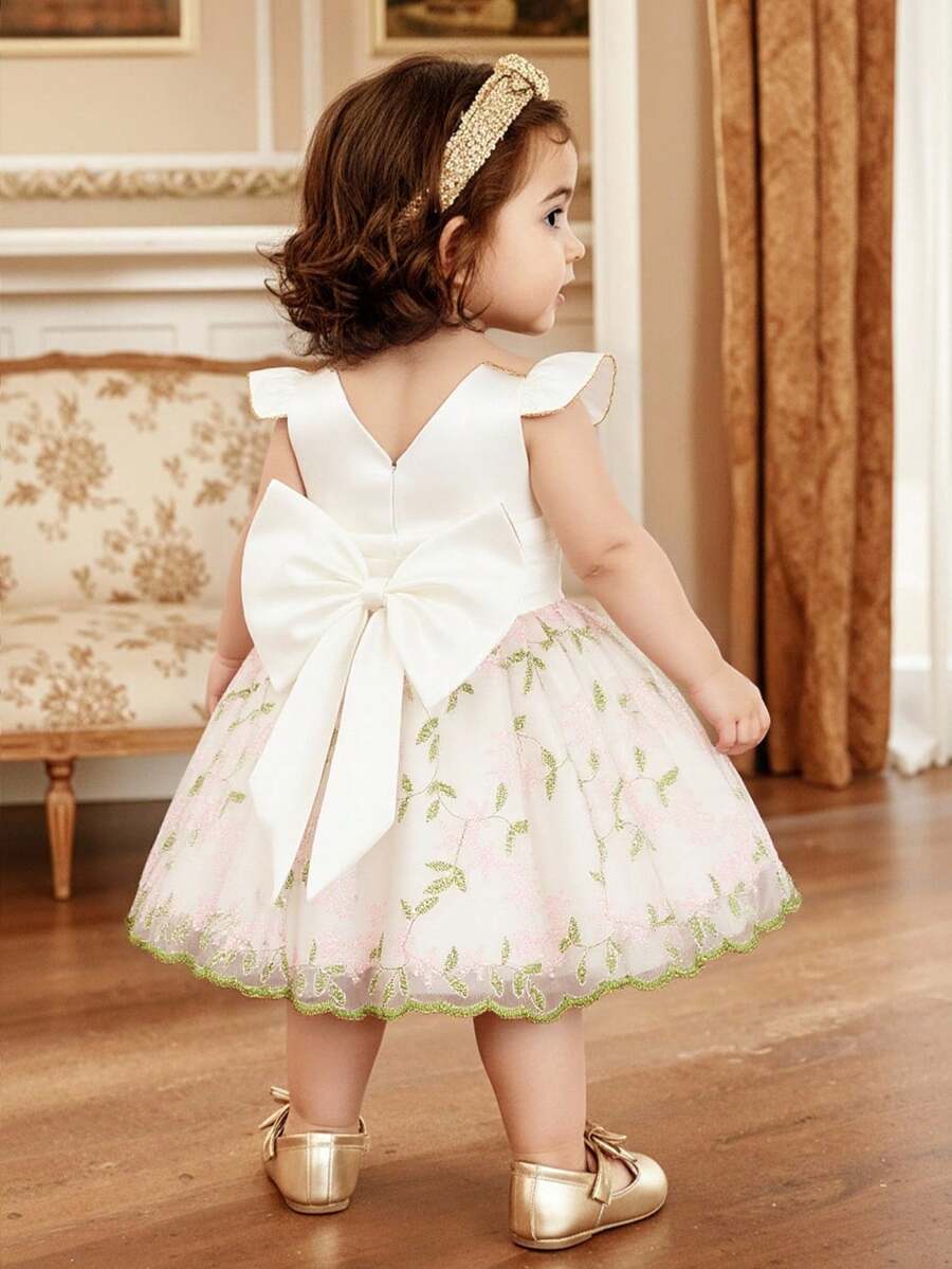 Glamorique Kids 女童无袖白色派对礼服,V领露背,缎面蝴蝶结,刺绣花朵裙摆,优雅适合花童、婚礼、正式场合 - 白色 - 查看 1
