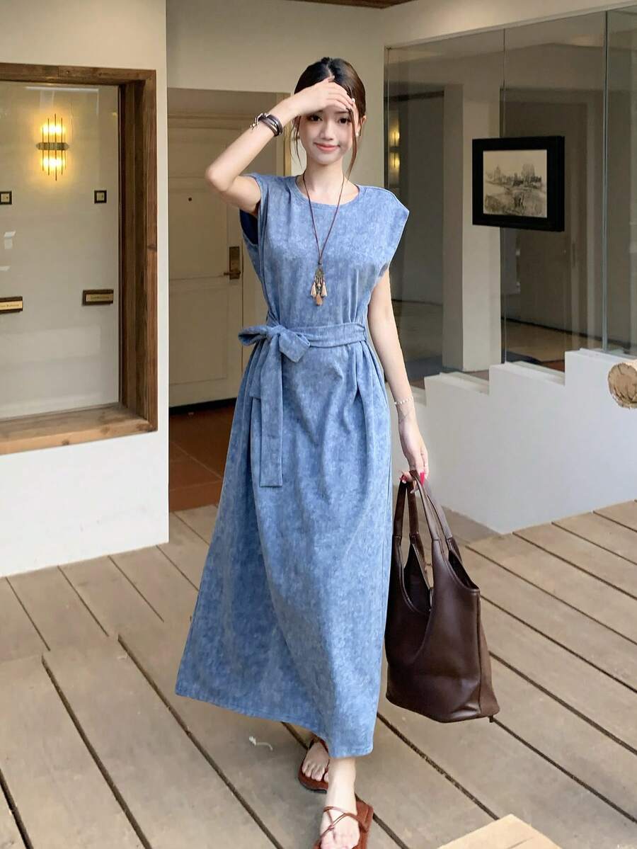 DAZY 女士圆领无袖休闲长连衣裙，尽显青春优雅风范 - 水藍色 - 查看 1