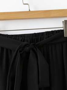 SHEIN LUNE CURVE 大码女式V领蝴蝶结印花上衣和阔腿裤休闲两件套 - 彩色 - 查看 5