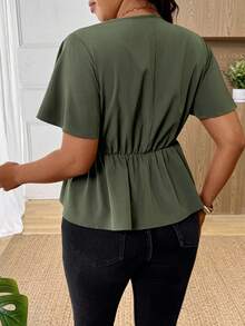 SHEIN Frenchy 大码女式撞色蕾丝深V领系带荷叶袖性感上衣 - 軍綠色 - 查看 2