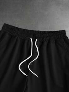 Manfinity EMRG Men's Angel & Letter Print Crew Neck Tank Top And Drawstring Waist Shorts Set - Multicolor - View 5