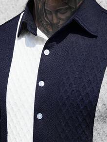 Manfinity CasualCool 男士夏季休闲纹理色块短袖纽扣衬衫 男士纽扣衬衫 男士精美纽扣衬衫 男士纽扣衬衫 复古纽扣衬衫 - 彩色 - 查看 5
