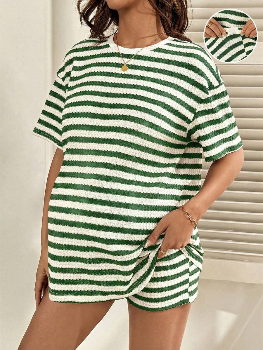 SHEIN 2pcs Maternity Casual Striped Round Neck Drop Shoulder T-Shirt And Shorts Set, Summer - Green - View 1