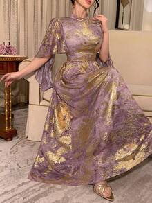 DAZY Robe cape contrastée violet brillant et or, élégante pour la Saint-Valentin, le mariage, les fêtes, les banquets et les événements de mode. Caractéristiques : manches chauve-souris, ourlet à volants, imprimé floral, robe longue d'été - Doré - Voir 1