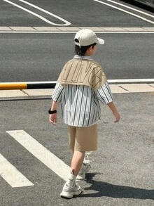 SHEIN 两件装男童休闲运动学院风文艺复古日韩宽松条纹翻领衬衫配大字母图案短裤套装，适合儿童服装、幼儿男童服装、返校季男童套装，适合生日派对、晚宴、演出、婚礼、洗礼、开幕式等场合，日常穿着也适合上学、旅行、运动，适合春夏季节。 - 駝色 - 查看 2