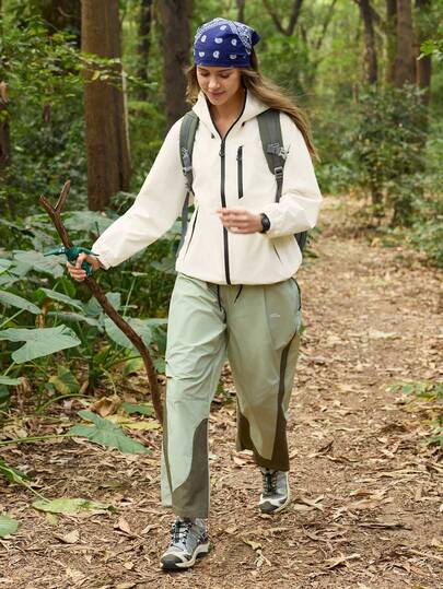 Exploreva Women's Hooded Jacket, Casual & Comfortable With Zipper Pockets, Loose Fit Top Suitable For Outdoor Activities Like Hiking, Fishing, Climbing, Travel, Spring & Autumn, Minimalist & Fashionable