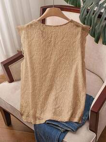 SHEIN Frenchy 大码纯色蕾丝边简约优雅T恤，夏季短袖T恤，度假必备，夏季女装，休闲日常穿着 - 卡其色 - 查看 10