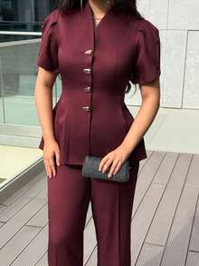 Modelyn 新款立领单排扣收腰A字衬衫搭配高腰直筒裤，优雅职业装两件套 - 酒紅色 - 查看 4