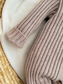 SHEIN Cozy Long Sleeve Newborn Button-Up Jumpsuit In Soft Striped Fabric Newborn Knit Outfit Boy Newborn Outfit Photoshoot Boy Neutral Newborn Baby Clothes Newborn Sweater Romper Newborn Knit Romper,In Fall/Winter - Camel - View 4